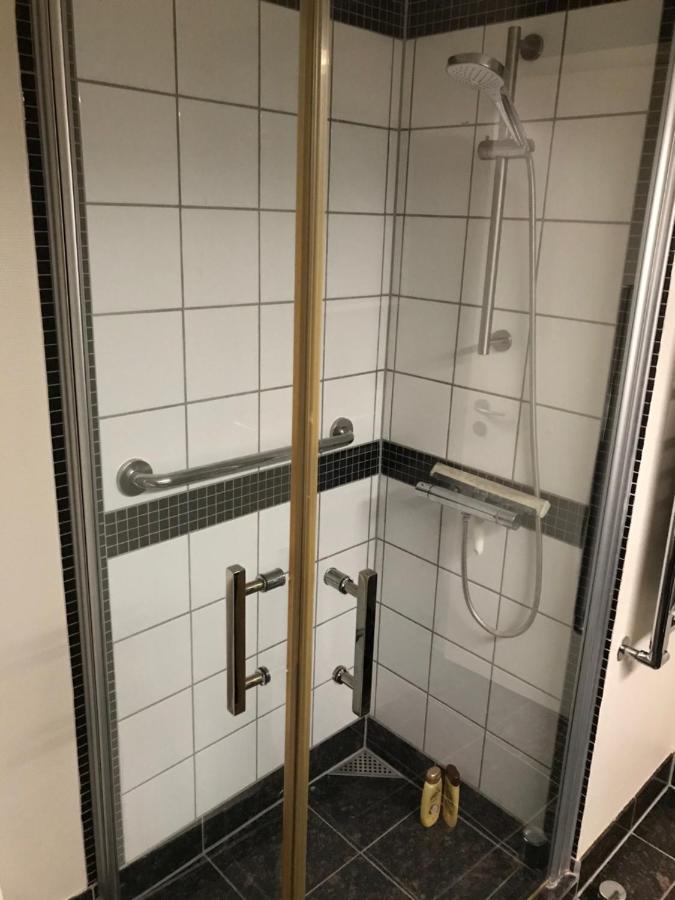 Fredelig Overnatning Ved Sundet Og Norrestrand So Хорсенс Екстериор снимка